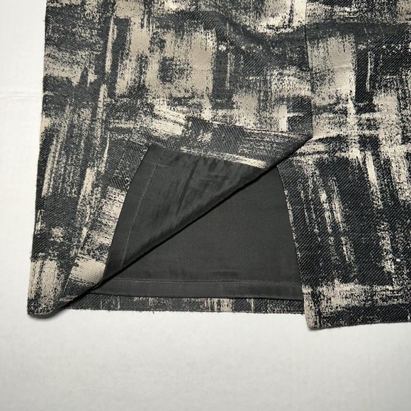 Talbots | Black & Gray Print Design A-Line Skirt w/ Lining | Size 8P - Picture 5 of 8